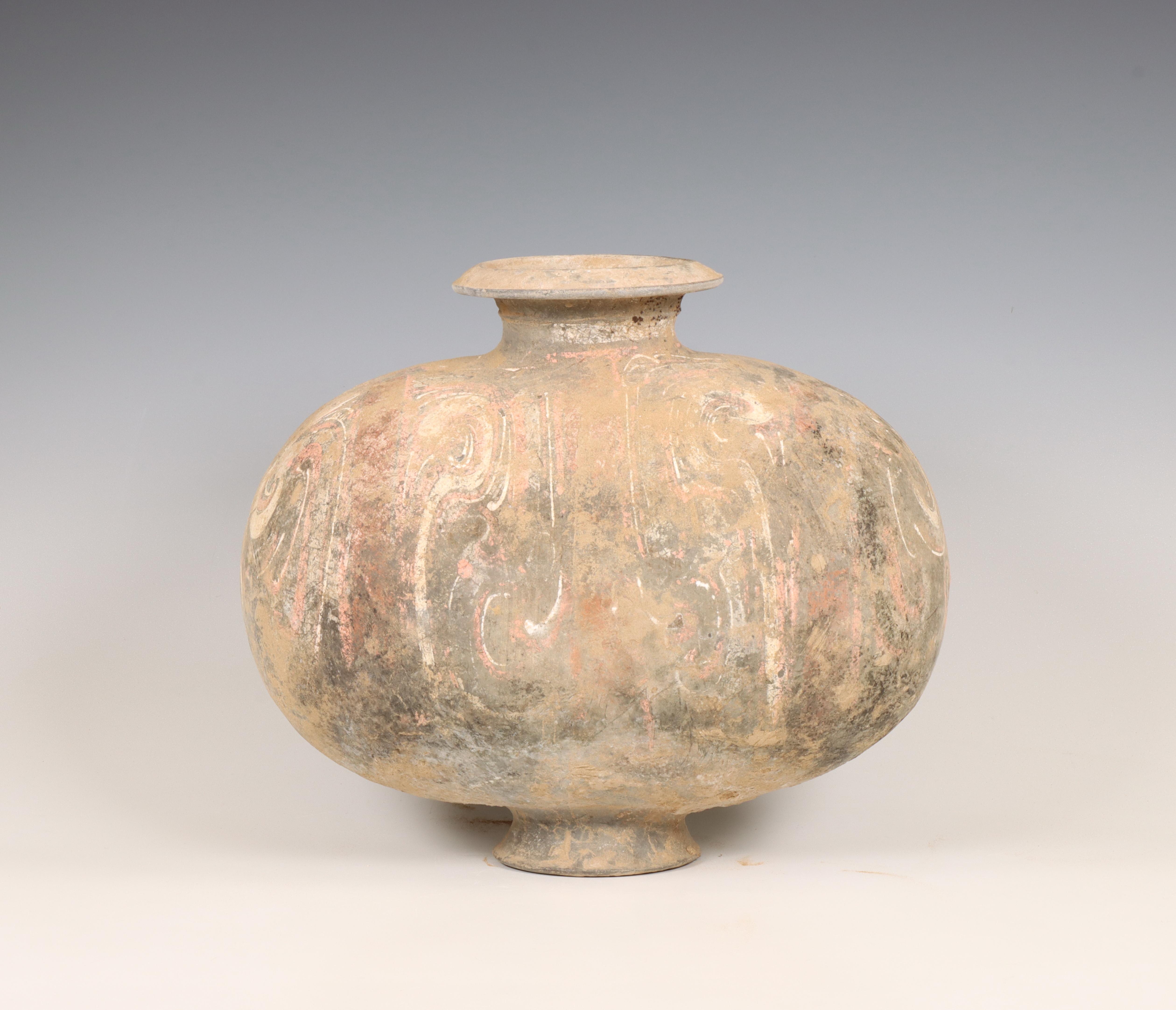 China, grey earthenware cocoon vase, Han dynasty (206 BC-220 AD), - Image 2 of 6