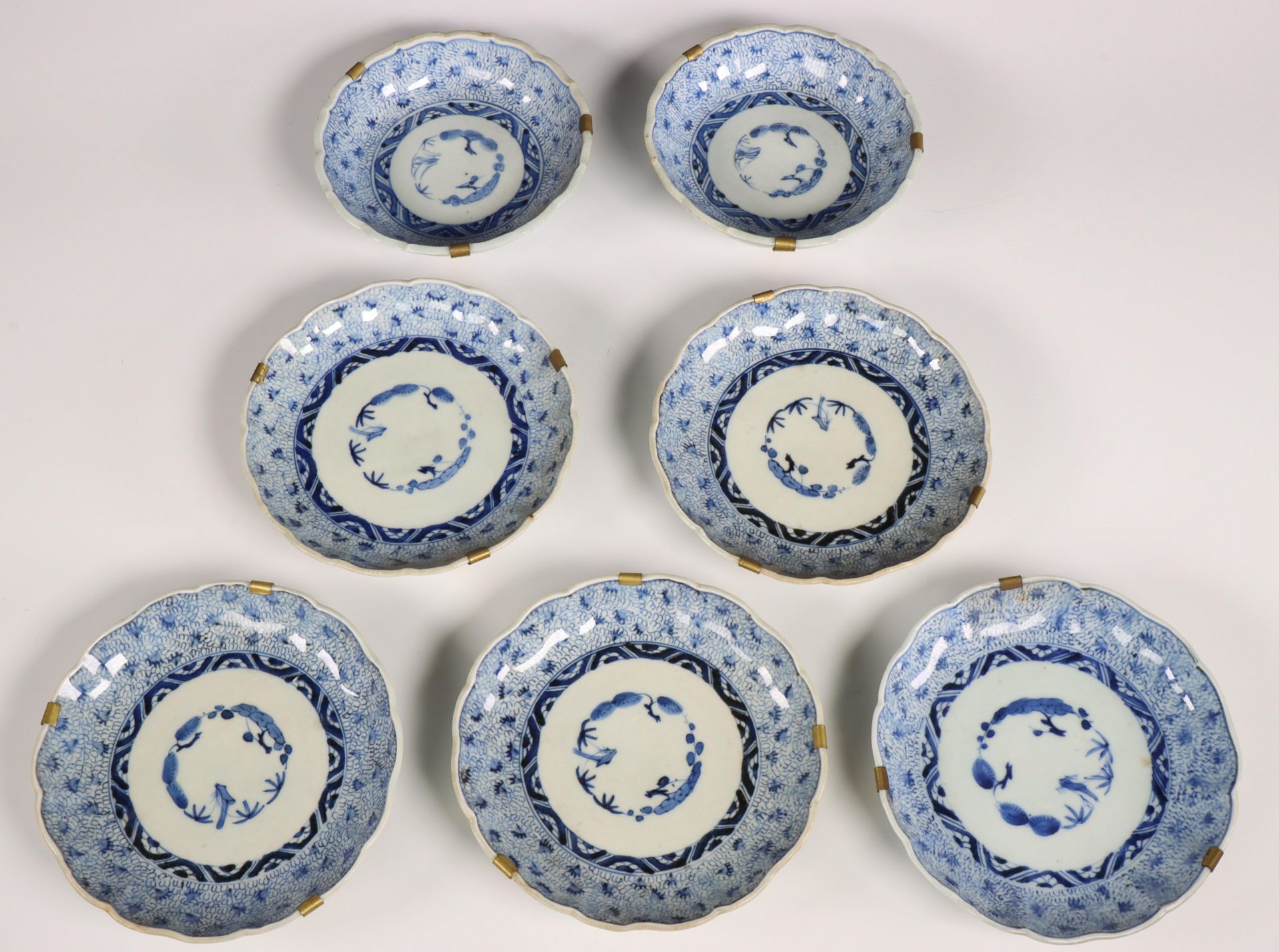 Japan, collection of blue and white dishes, 19th/ 20th century, - Bild 4 aus 4