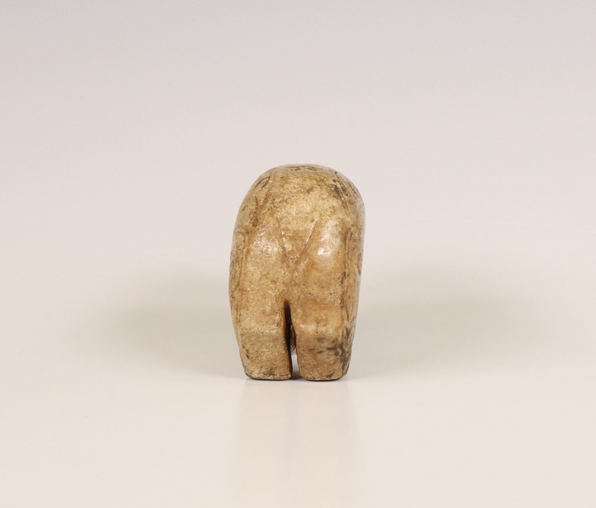 China, jade carving of a bear, possibly Shang dynasty, 11th-12th century BC, - Image 3 of 6