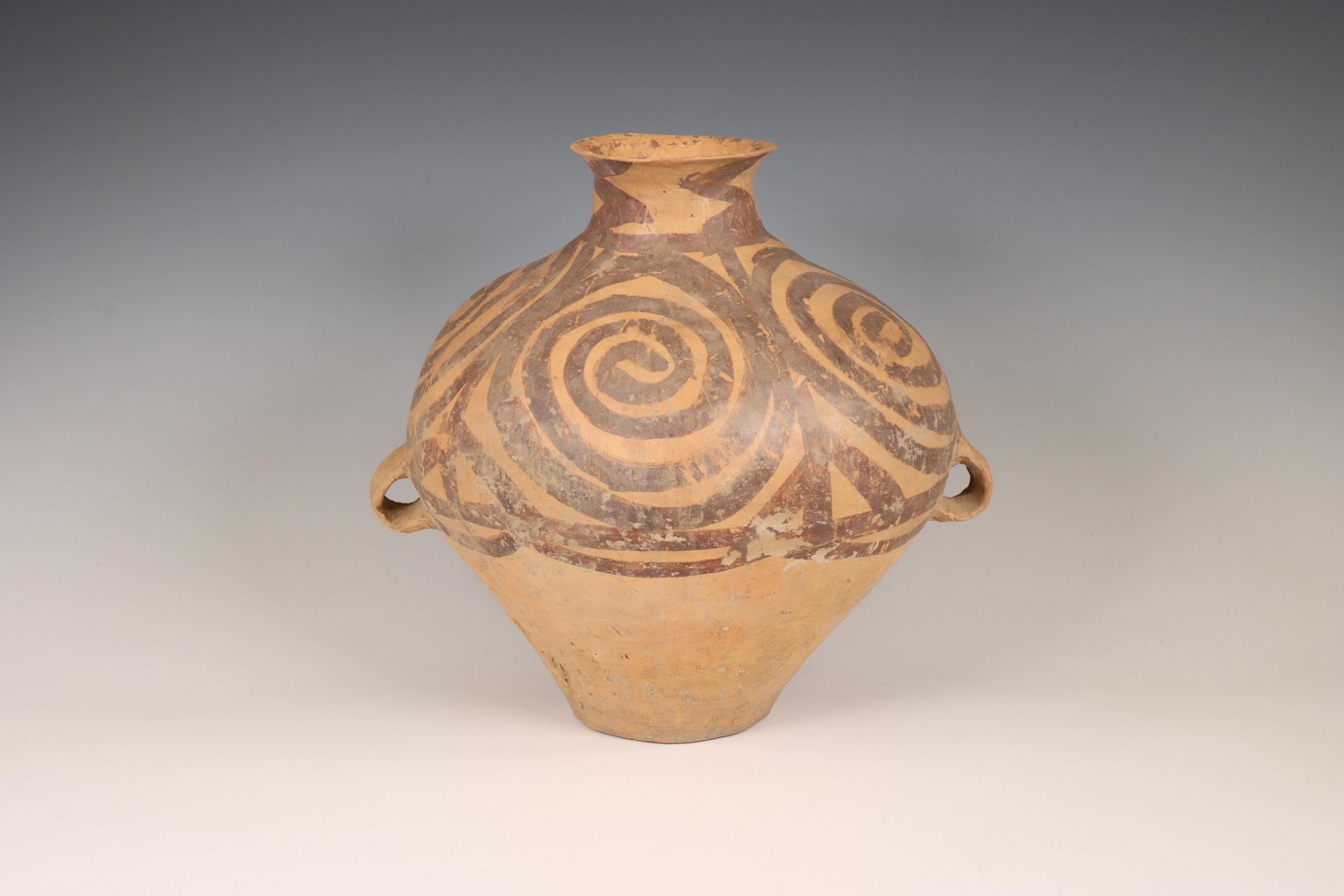 China, earthenware pot, Majiayao culture, Machang phase, late 3rd millennium BC,