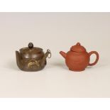 China and Japan, two miniature teapots, 19th-20th century,