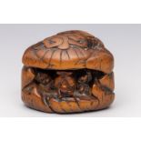 Japan, wooden netsuke, Edo period;