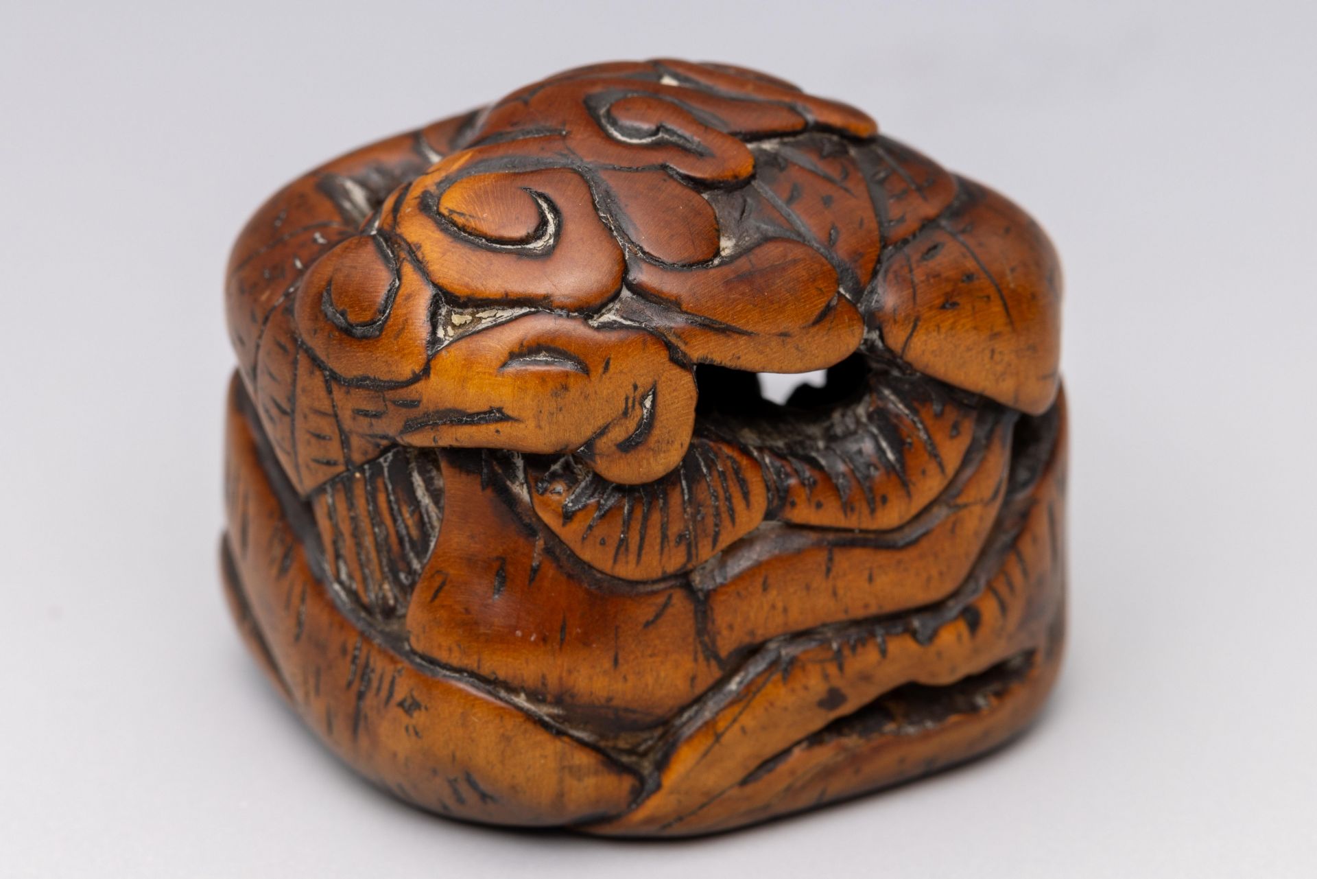 Japan, wooden netsuke, Edo period; - Bild 4 aus 4