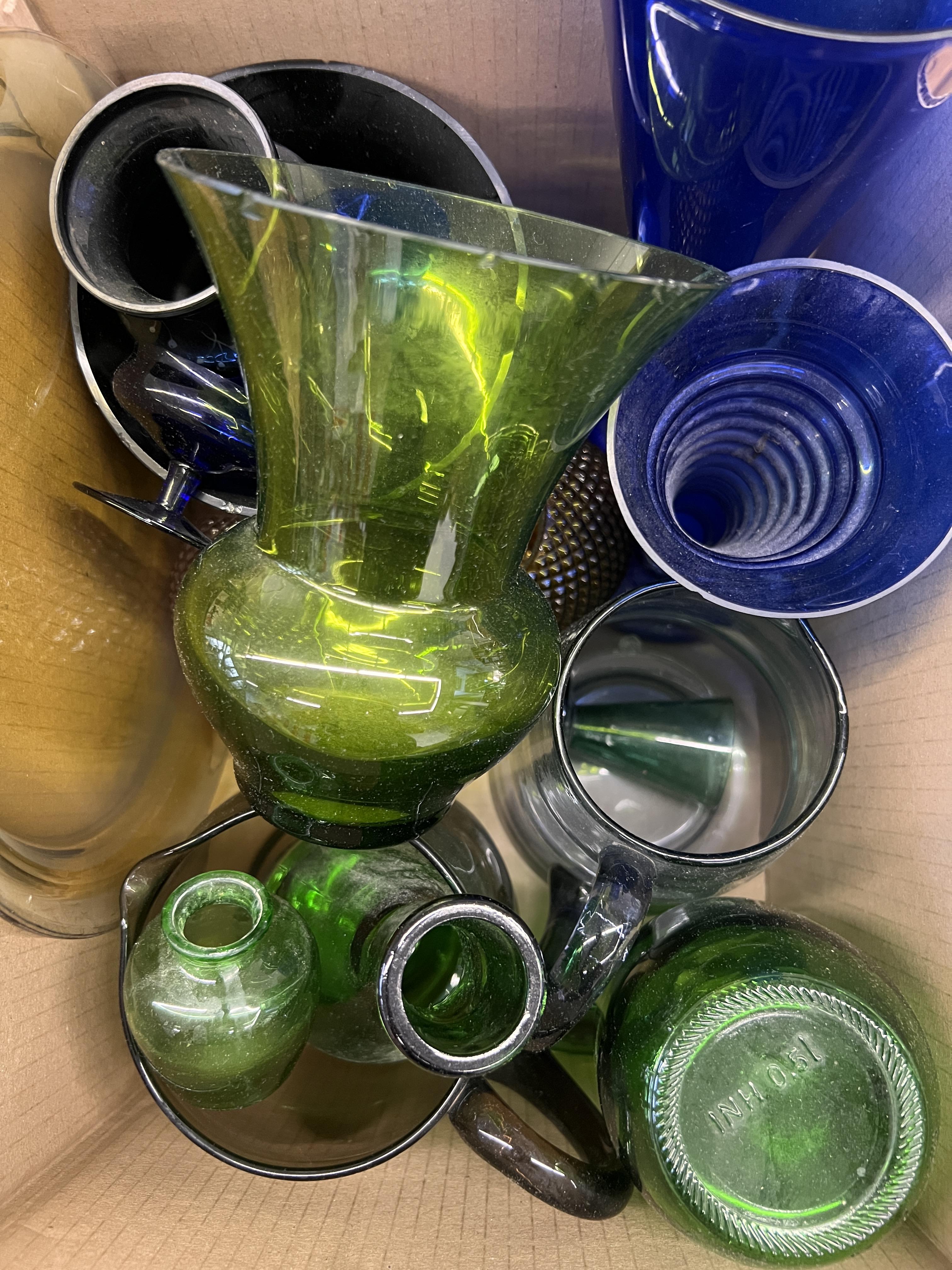 Divers gekleurd glas, 19e/20e eeuw; - Image 3 of 3