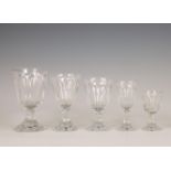 Kristalen geslepen glasservies, eind 19e eeuw;