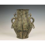 China, archaïstische bronzen vaas, 20e eeuw,