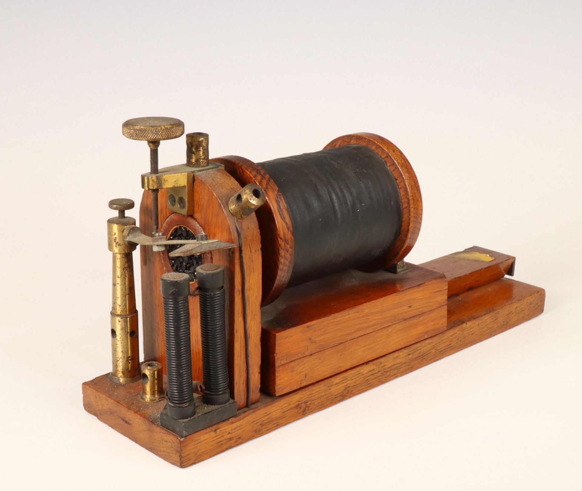 Rumkorffklos gebruikt voor medische doeleinden, 19e eeuw;