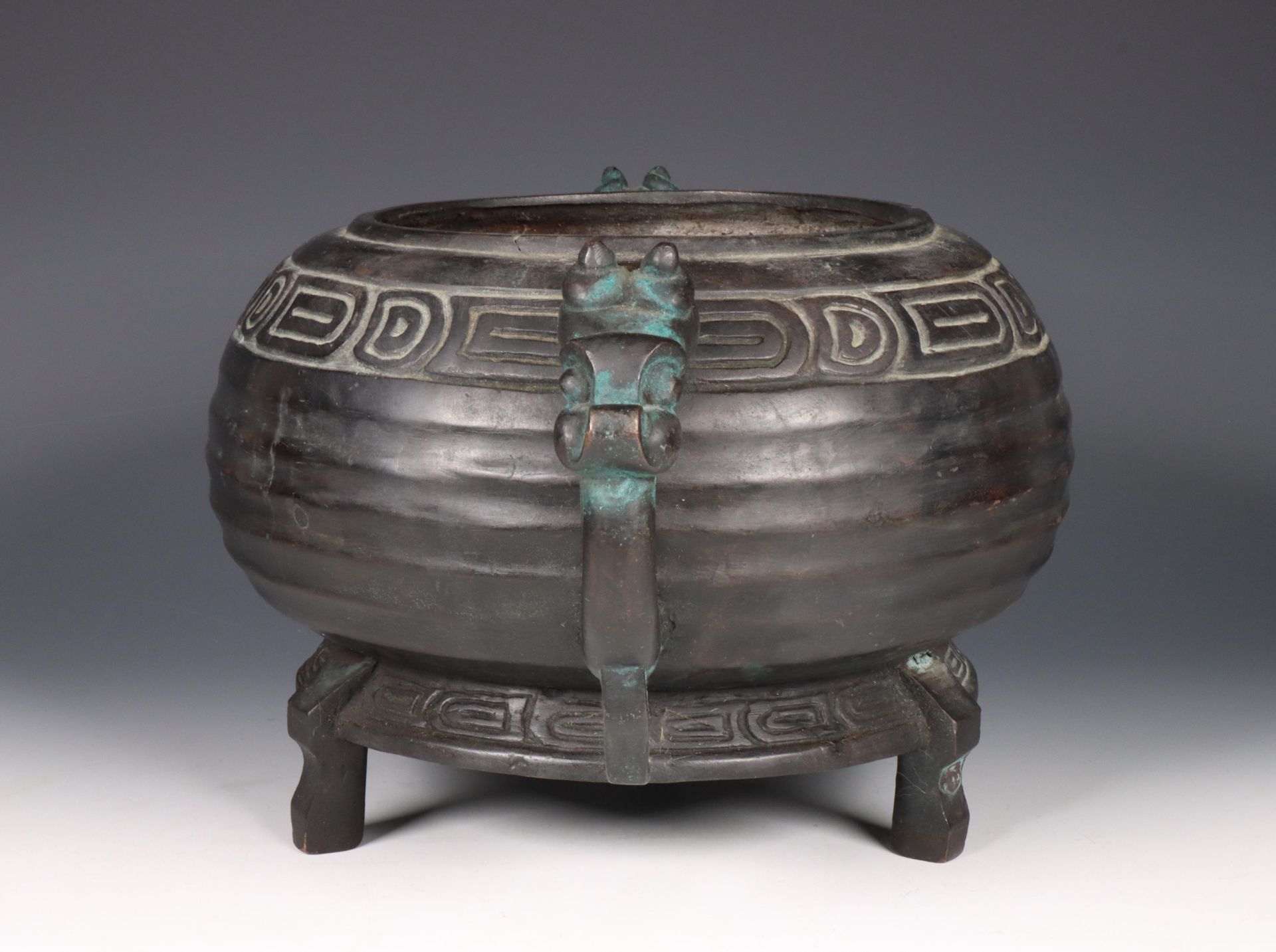 China, bronze censer, 20th century, - Bild 3 aus 6