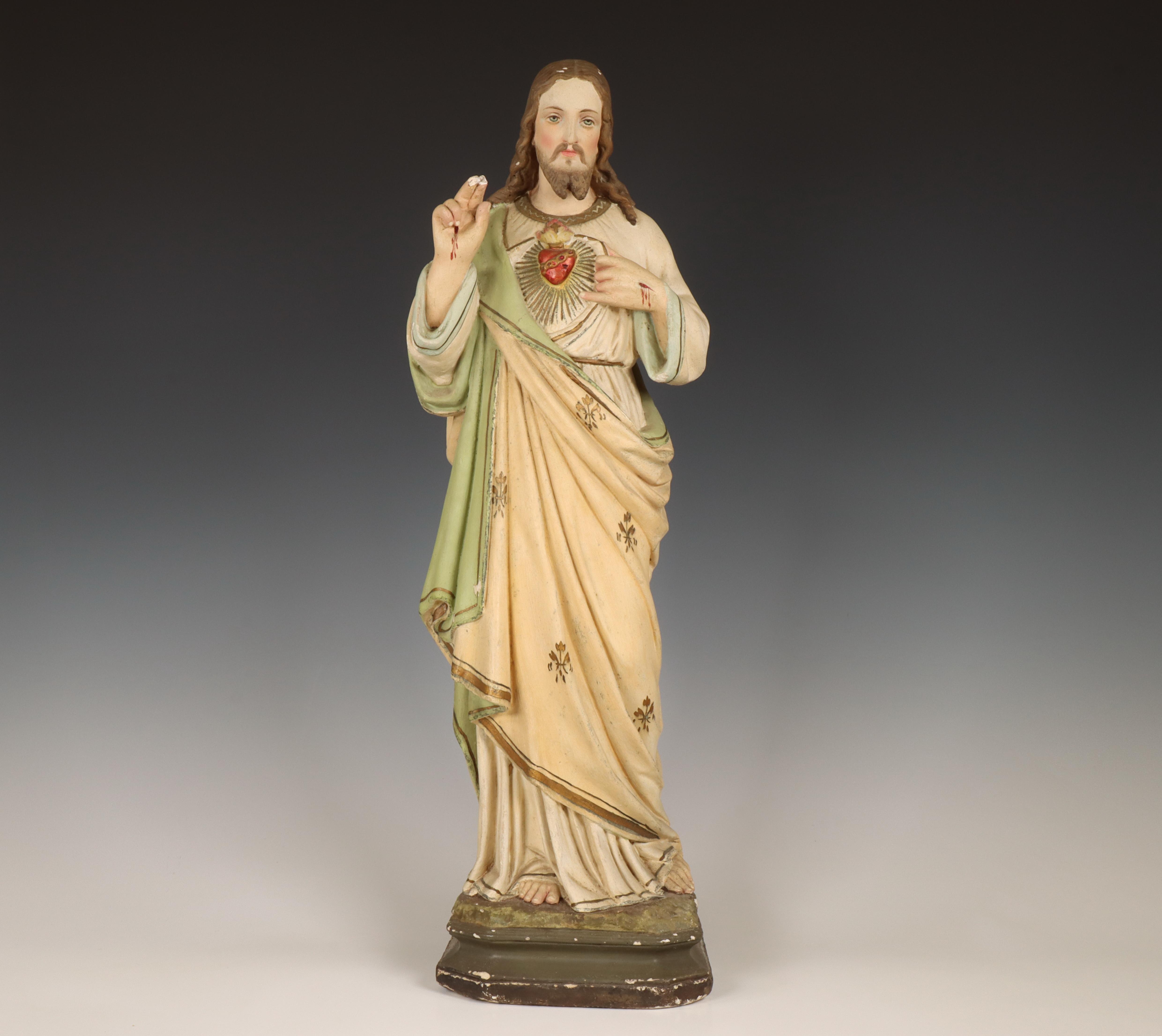 Gipsen polychroom beschilderde sculptuur van Christus, circa 1900.