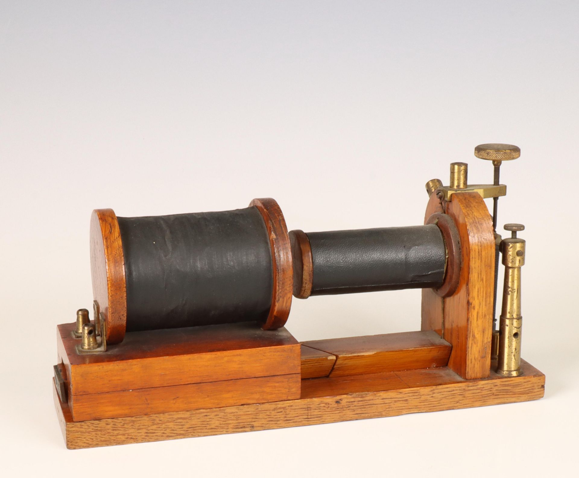 Rumkorffklos gebruikt voor medische doeleinden, 19e eeuw; - Image 2 of 2