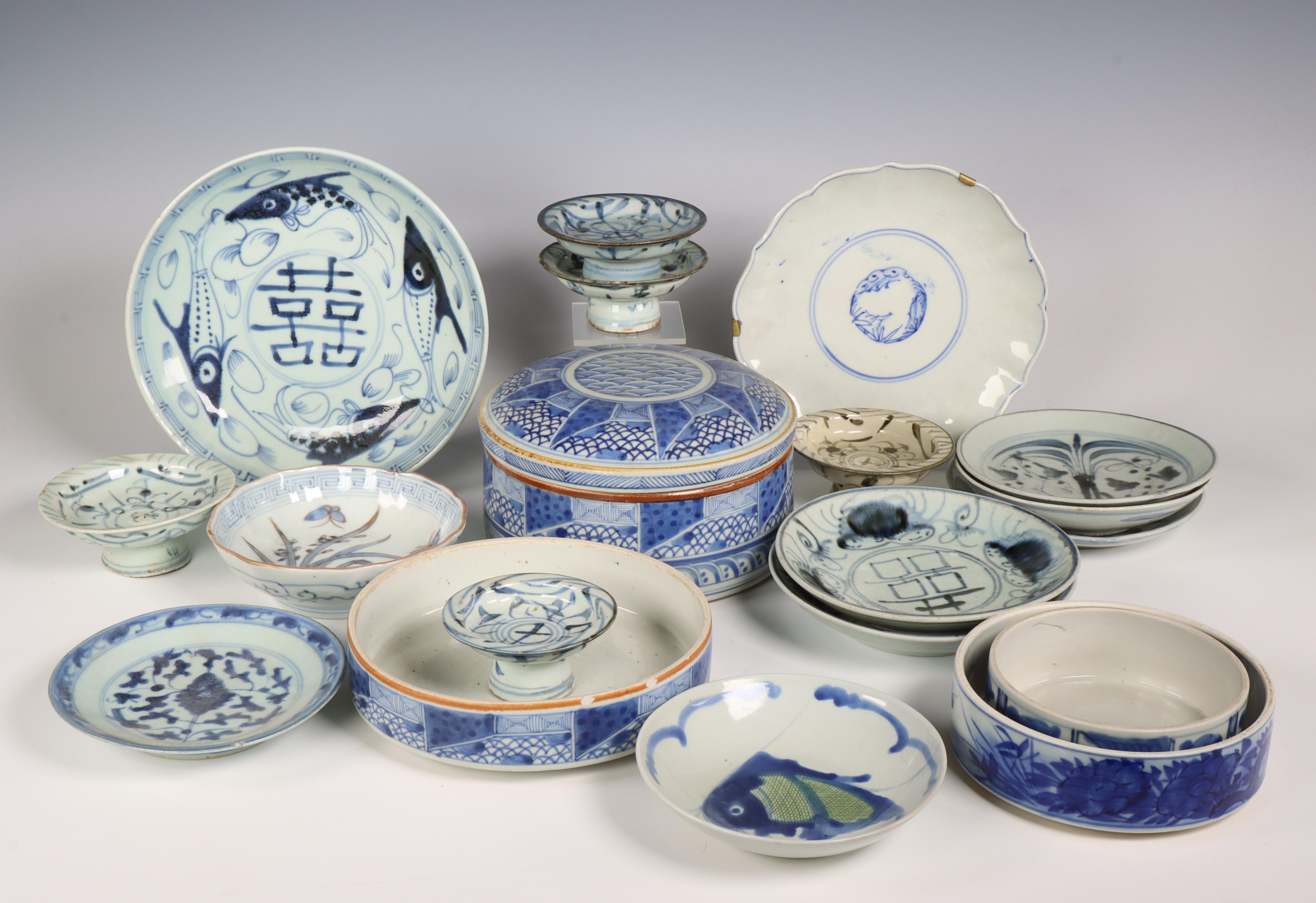 Japan, collectie blauw-wit porselein, 19e/ 20e eeuw,