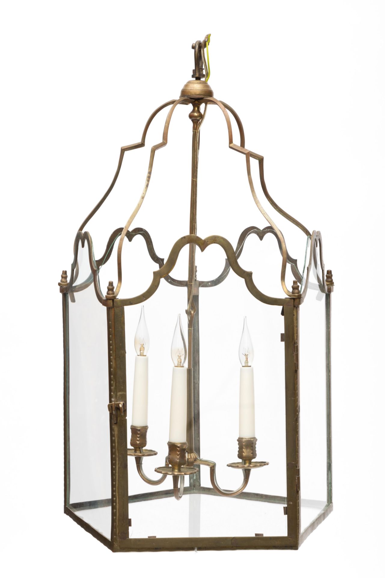 Frankrijk, paar verguld bronzen Pentagon-vormige lantaarns, Régence stijl, vroeg 19e eeuw; - Bild 2 aus 3