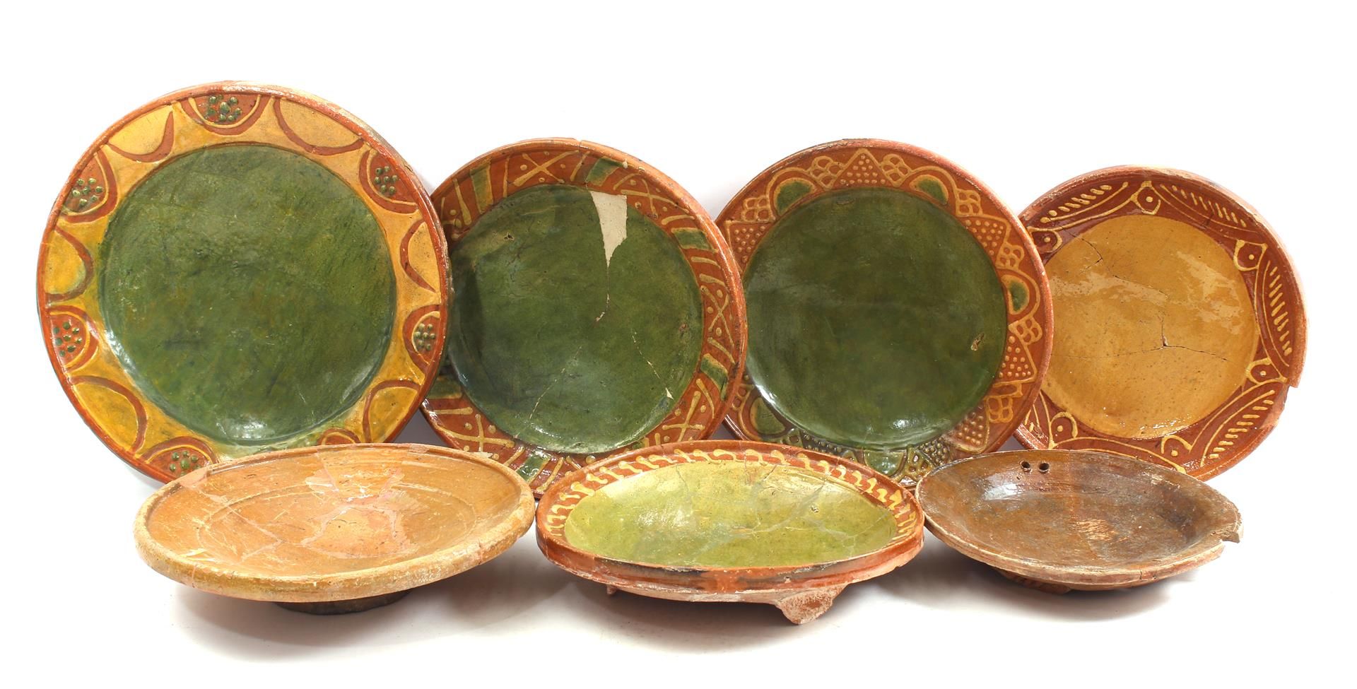 Lot earthenware dishes