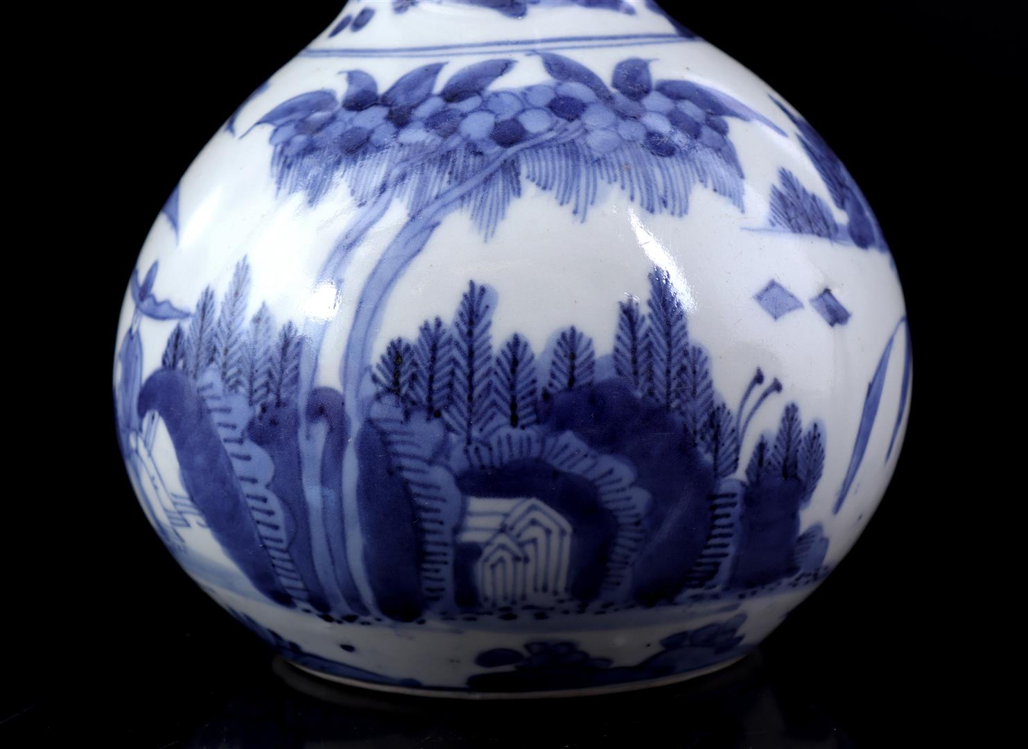 Porcelain Arita jug , Japan 17th - Image 2 of 5