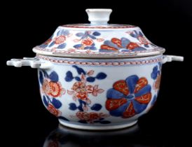 Porcelain Imari lidded bowl, Yongzheng