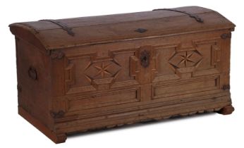 Oak blanket chest