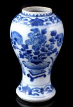 Porcelain vase, Kangxi