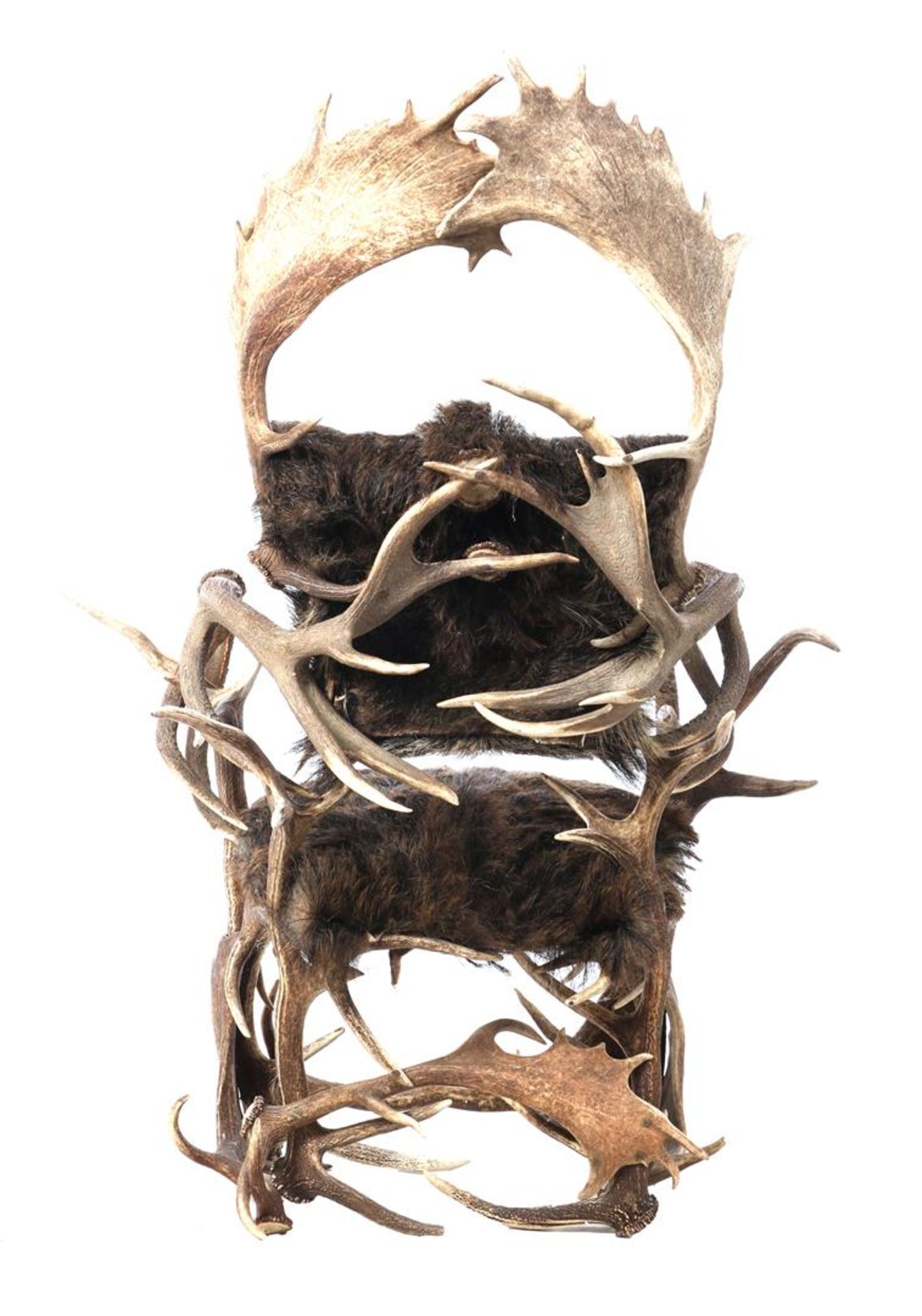 Armchair made of antlers and fur - Bild 3 aus 3
