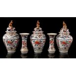 5-piece Imari porcelain cabinet set, Japan 17th