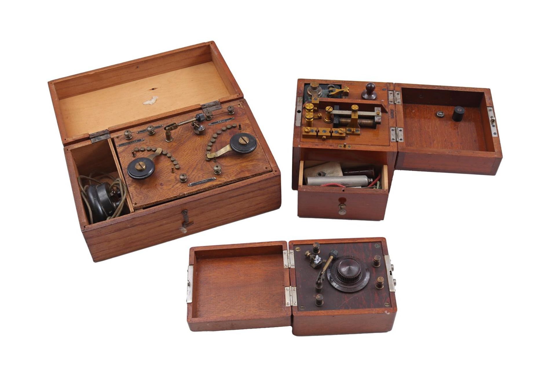 3 scientific measuring instruments