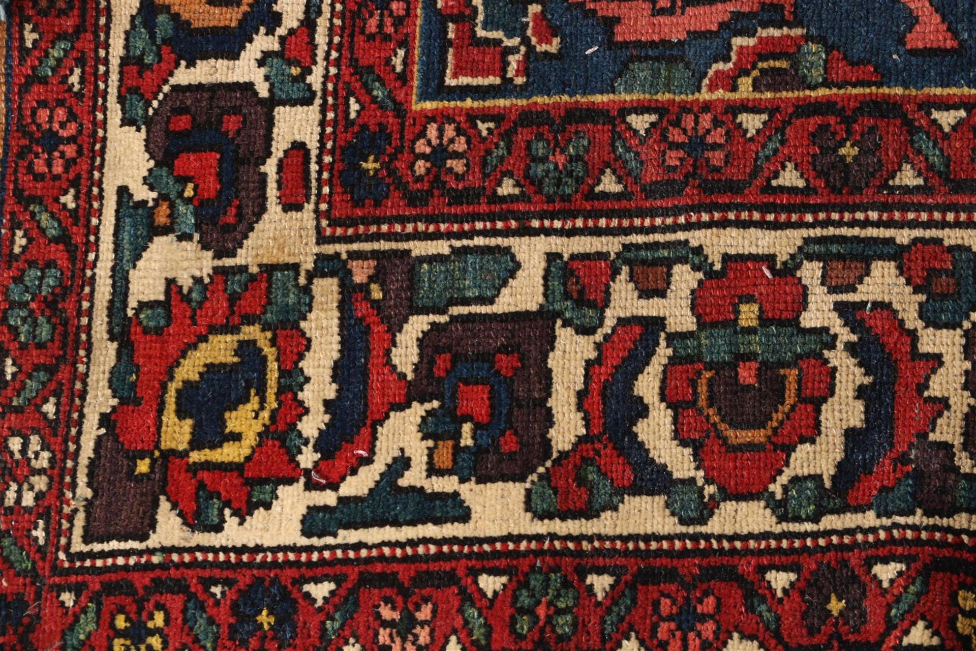 Hand-knotted oriental carpet - Image 3 of 4