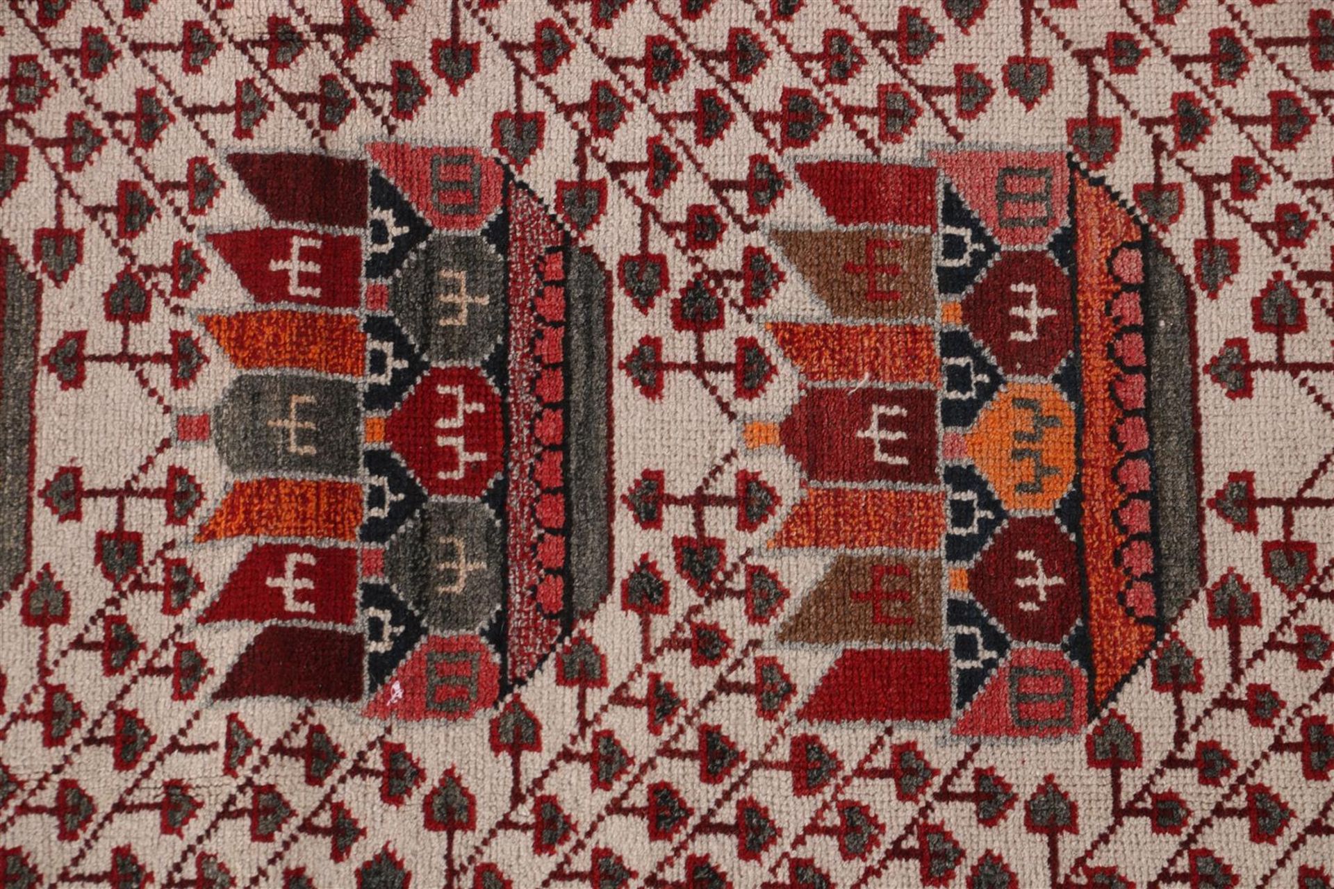 Hand-knotted oriental carpet, European - Image 2 of 4