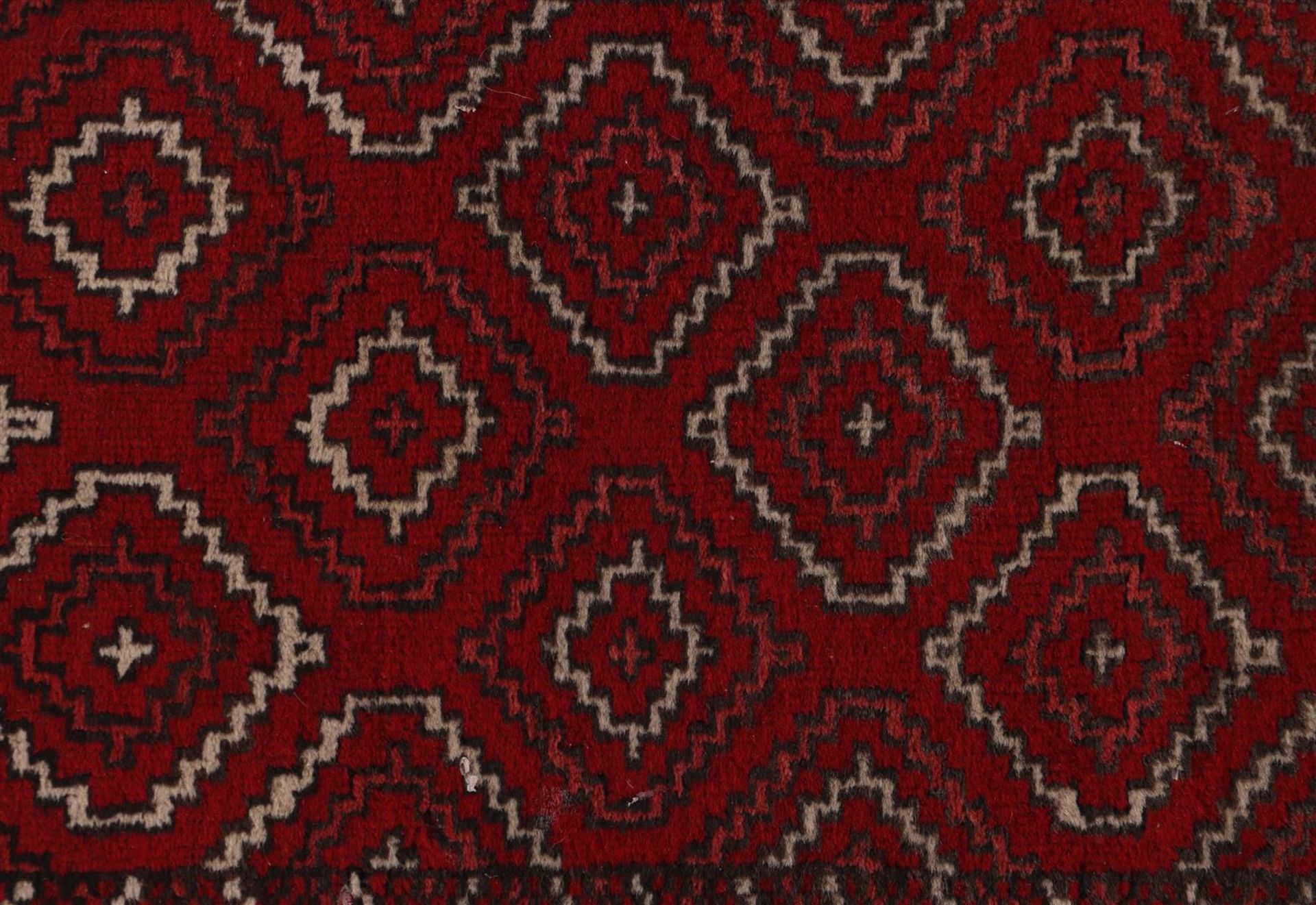 Hand-knotted oriental runner, Turkmenistan - Image 2 of 4