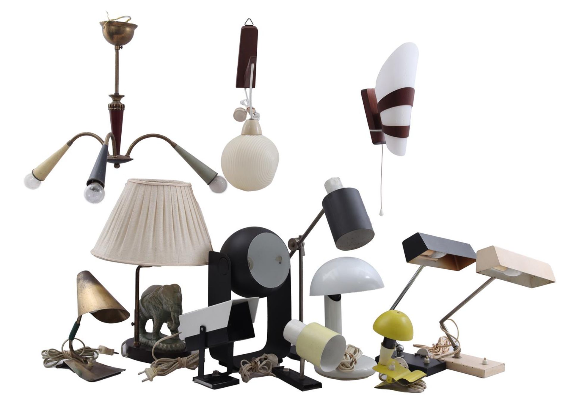 Lot mid-century lamps