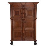 Oak 2-piece Renaissance style cupboard