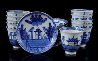 11 porcelain cup and 10 saucers, Japan 19th