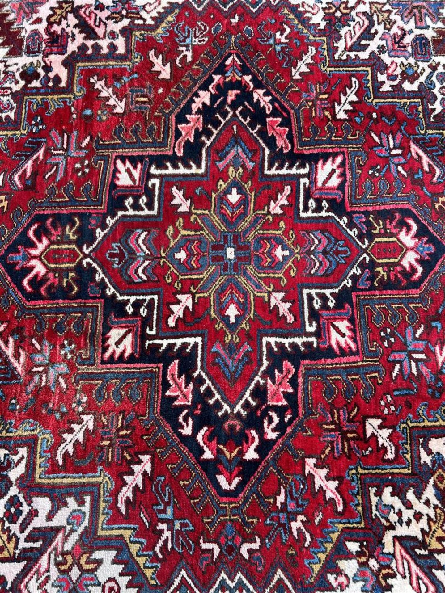 Hand-knotted oriental carpet - Bild 2 aus 4