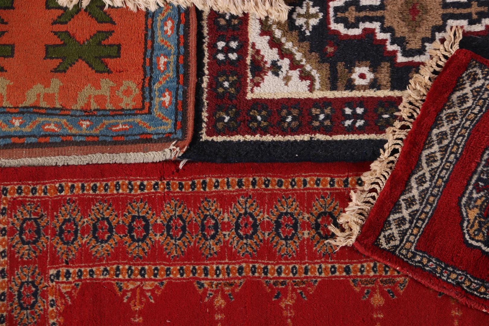 7 various wool carpets - Image 2 of 4