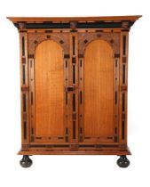 Oak 2-door gate cupboard