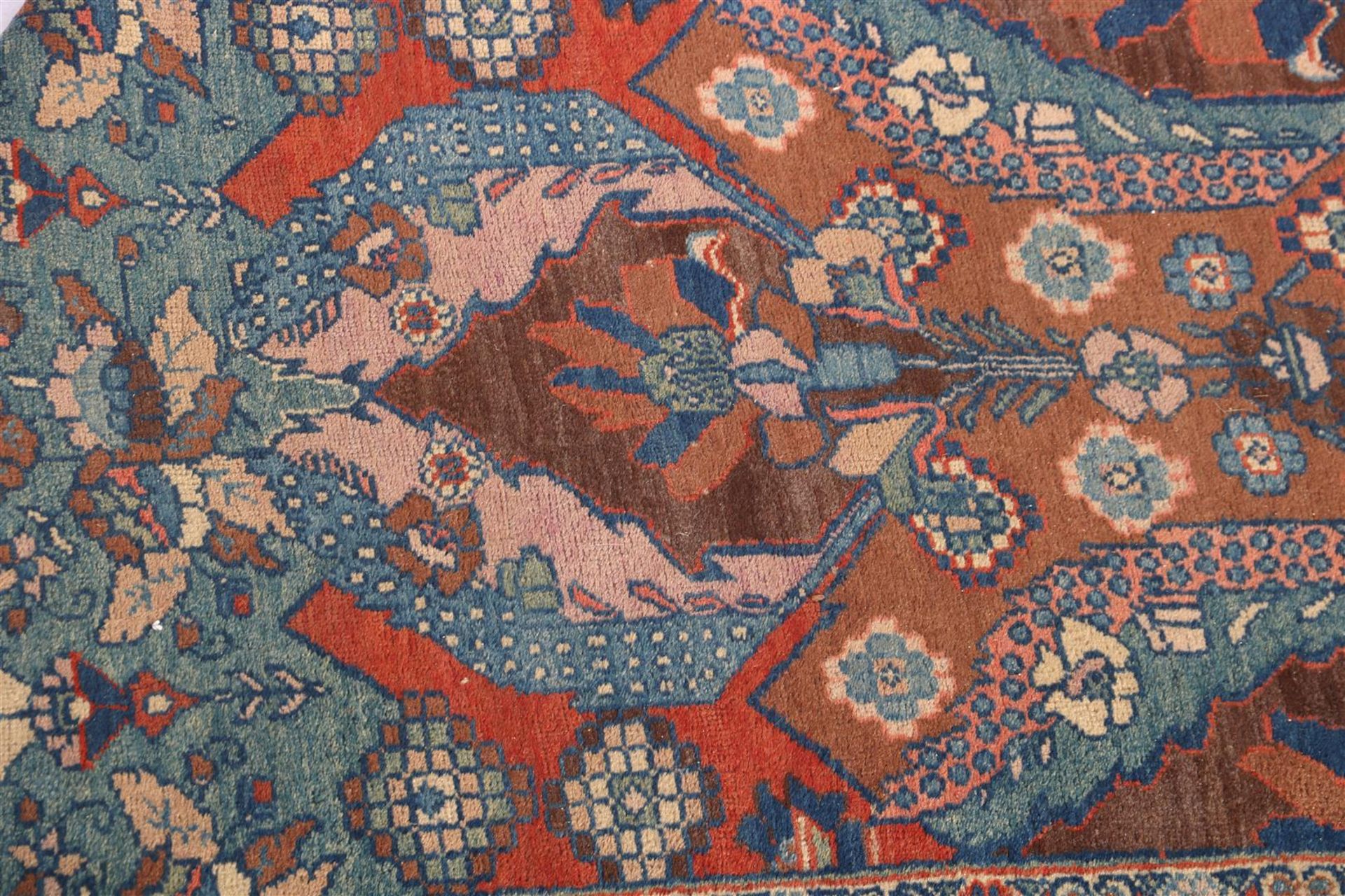 Hand-knotted oriental carpet - Bild 3 aus 4