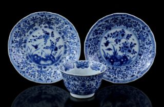 Porcelain cup and 2 saucers, Kangxi/Yongzheng
