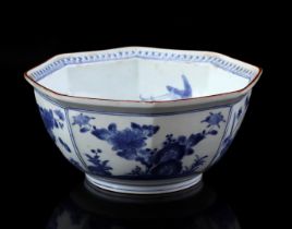 Porcelain octagonal bowl, Japan 19th