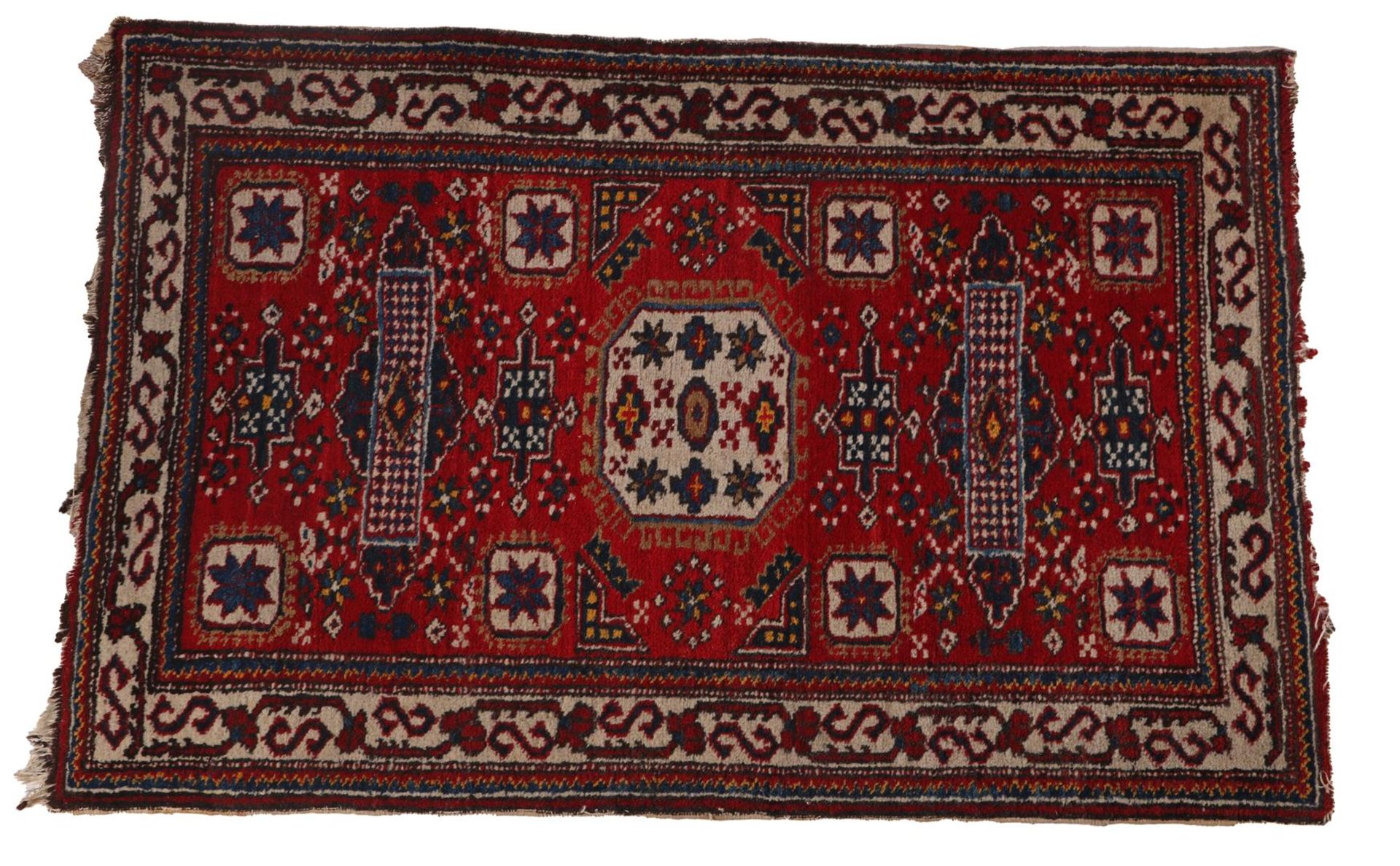 Hand-knotted oriental carpet, Derbent