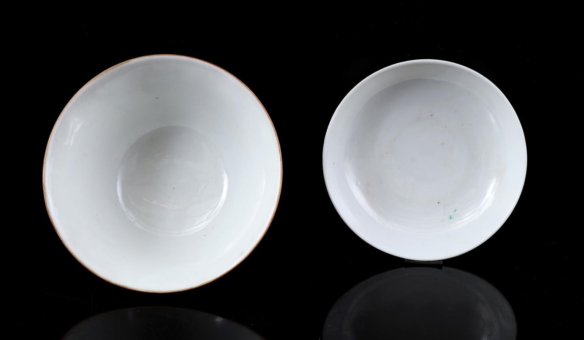 Porcelain lidded bowl, 19th - Image 3 of 3