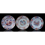 3 porcelain Imari dishes, Qianlong