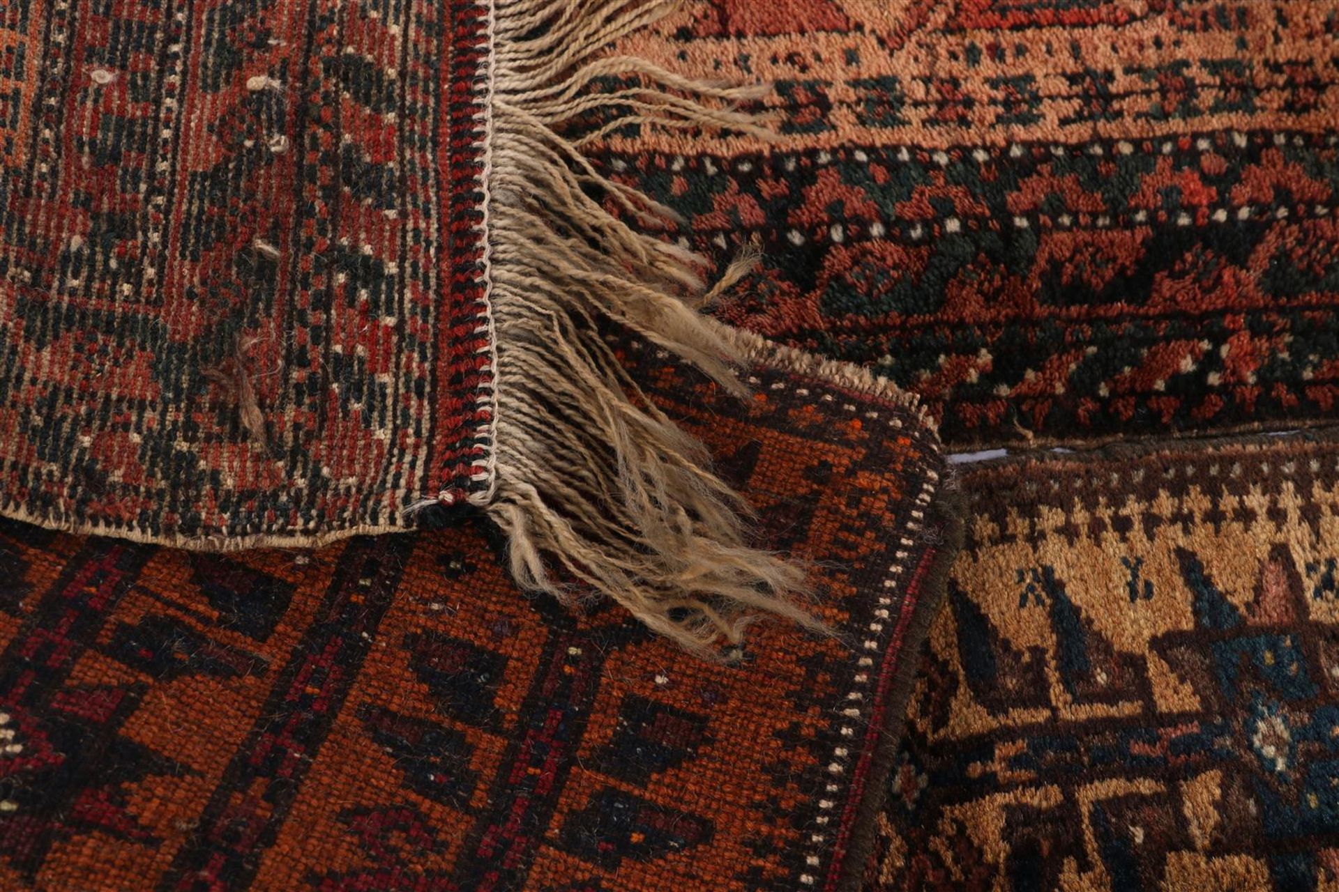 2 hand-knotted oriental carpets - Image 2 of 2