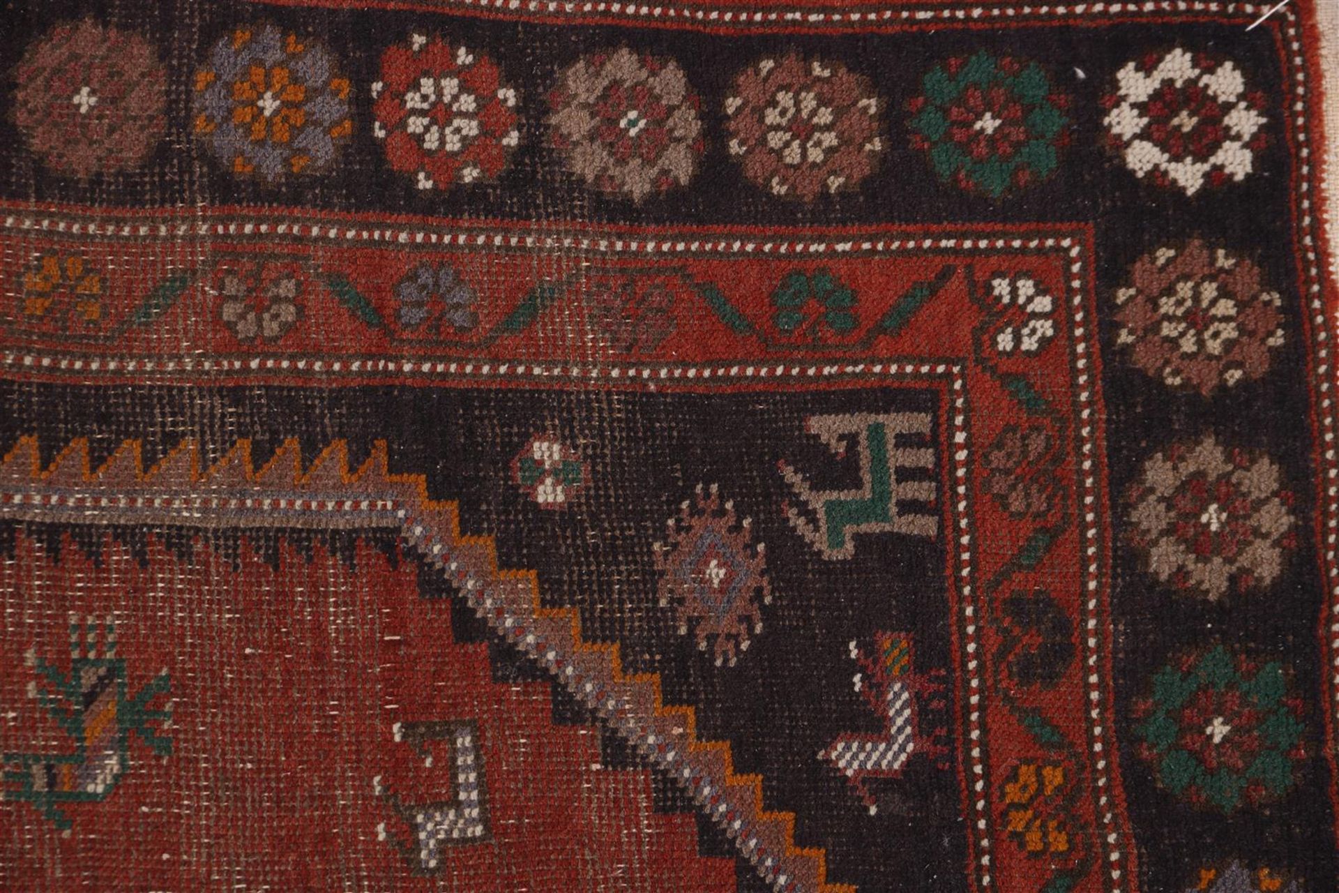 Hand-knotted oriental carpet, Hamadan - Image 3 of 4