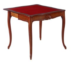 Mahogany veneer gaming table