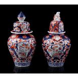 2 Imari lidded vases, Japan 19th
