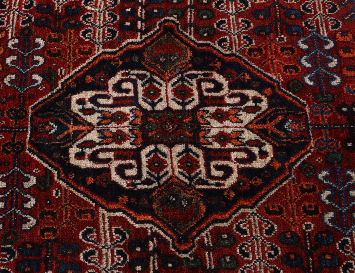 Hand-knotted wool carpet - Image 2 of 4