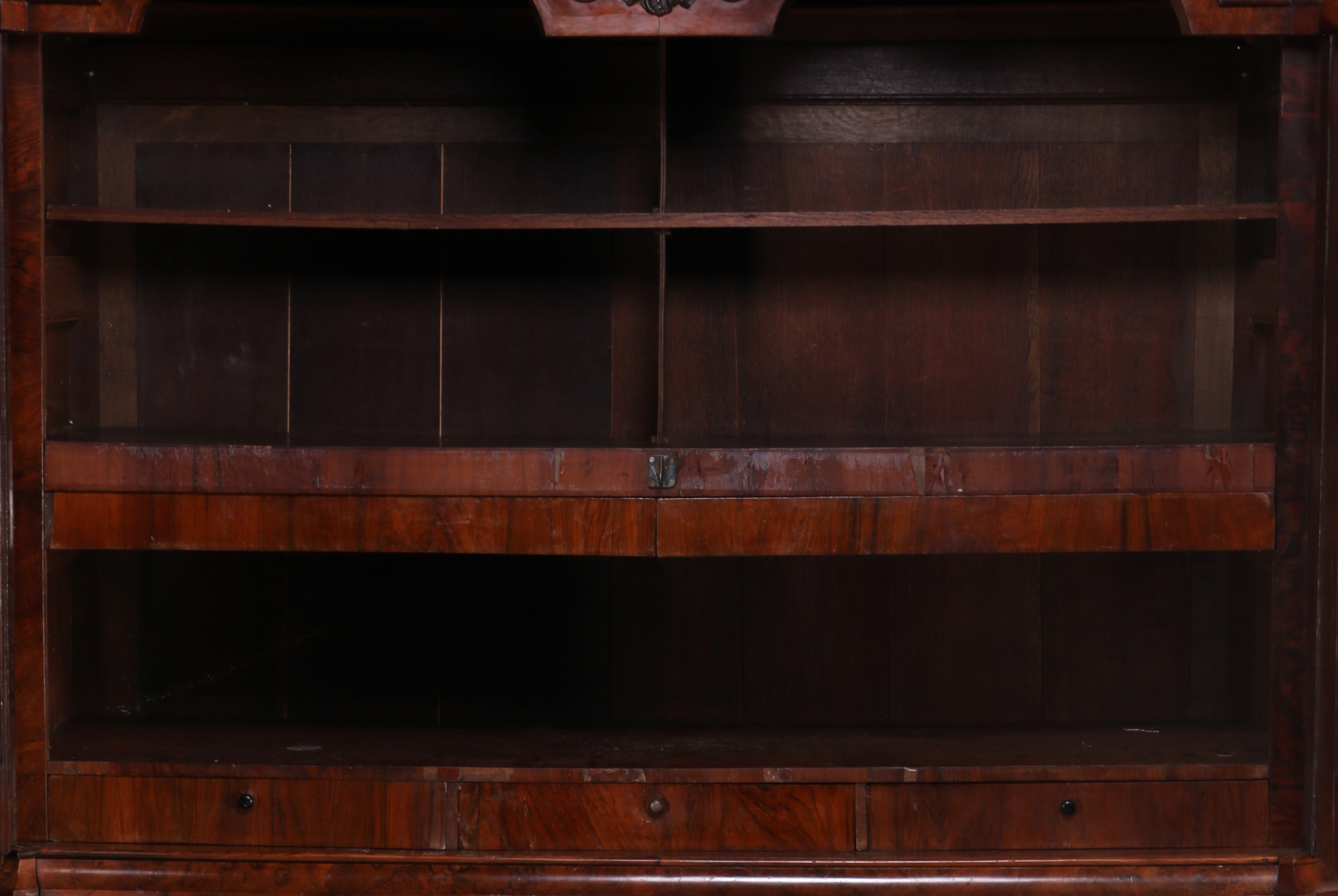 Burr walnut veneer on oak cabinet - Image 2 of 3