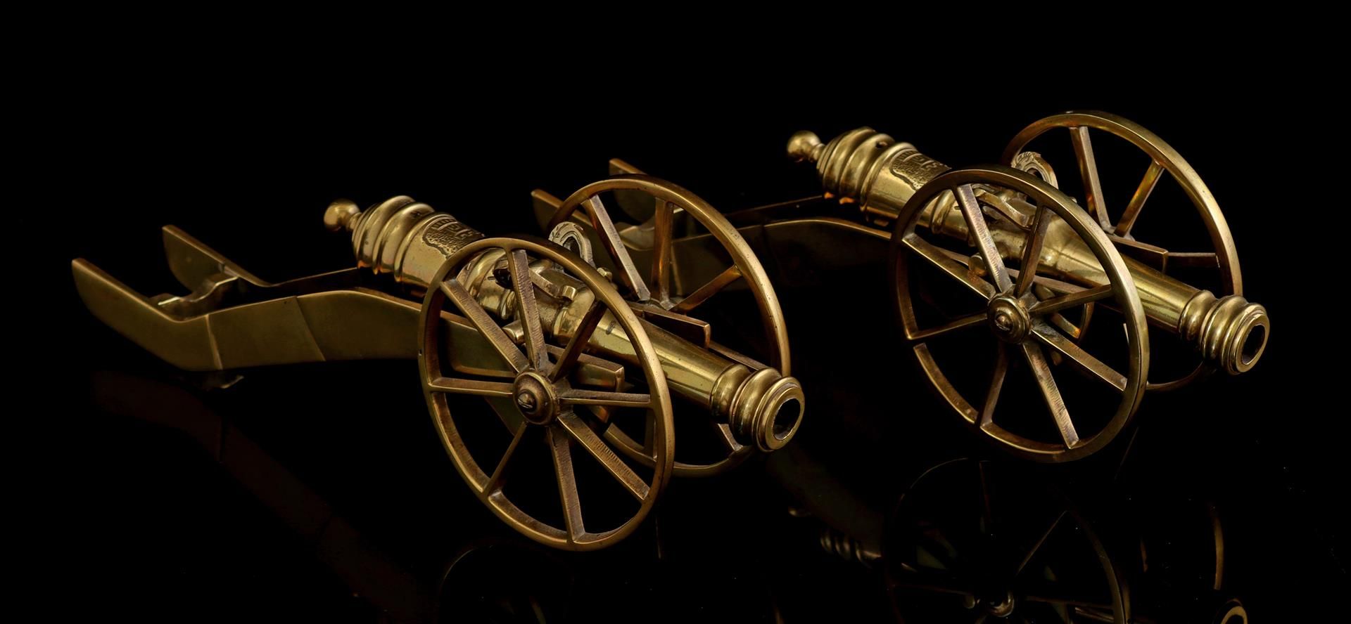 2 brass miniature cannons