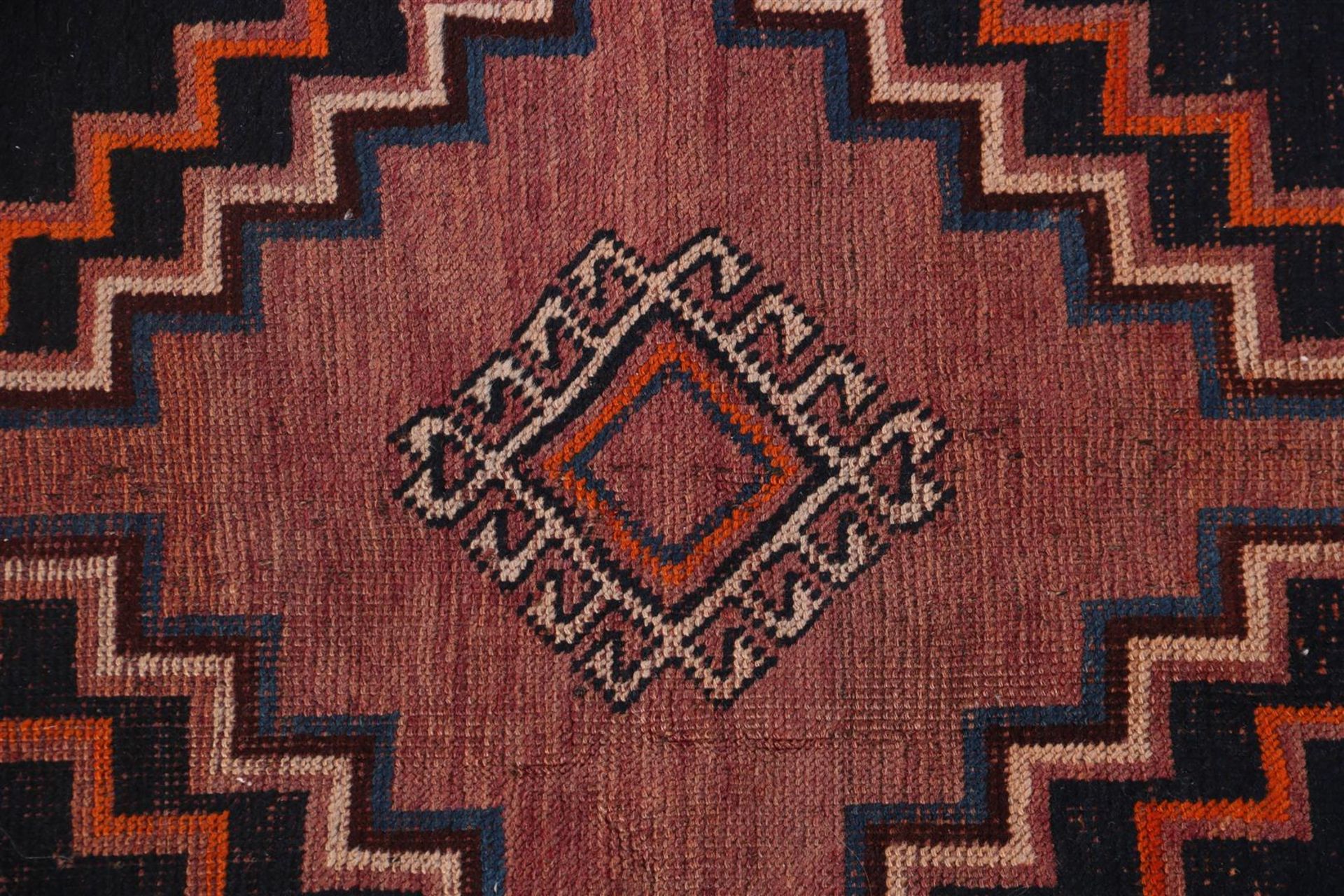 Hand-knotted oriental carpet, Bakhtiari Luri - Bild 2 aus 4