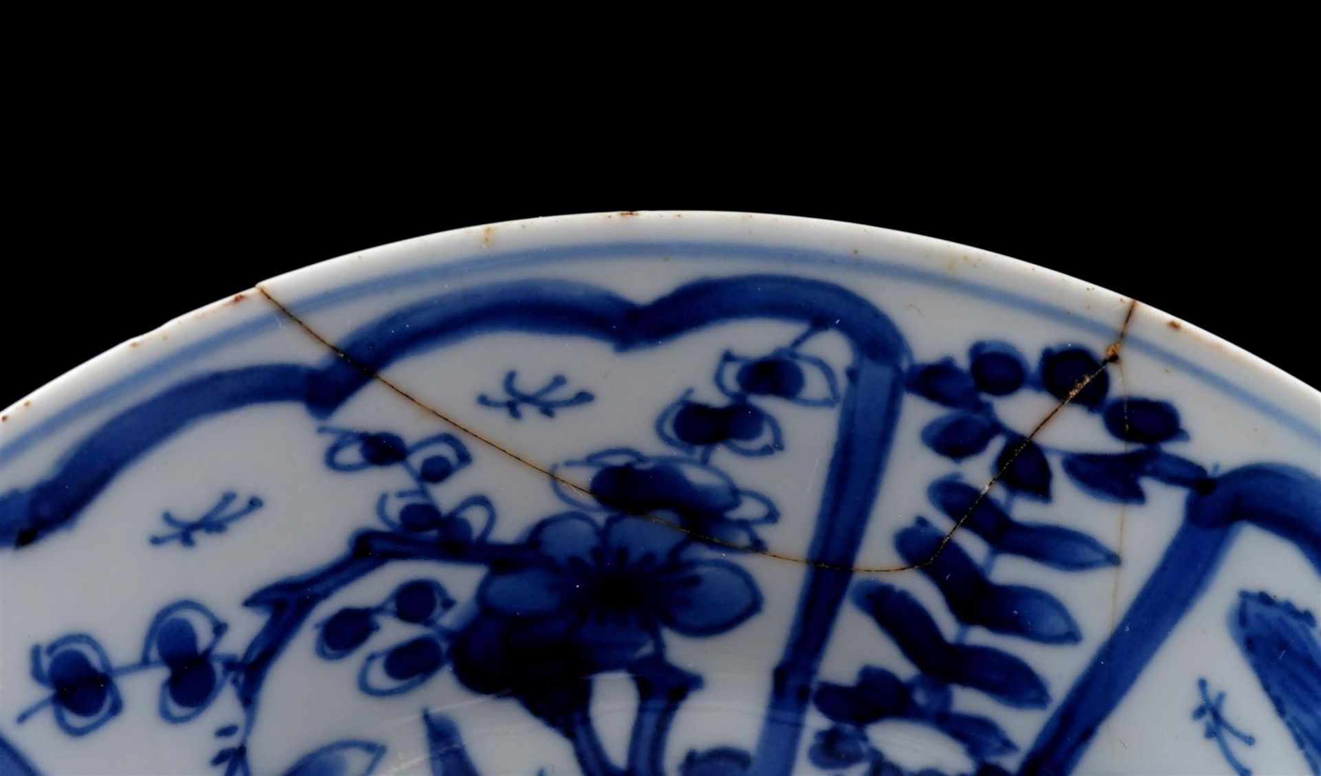 3 porcelain cups and saucers, Kangxi - Image 4 of 6
