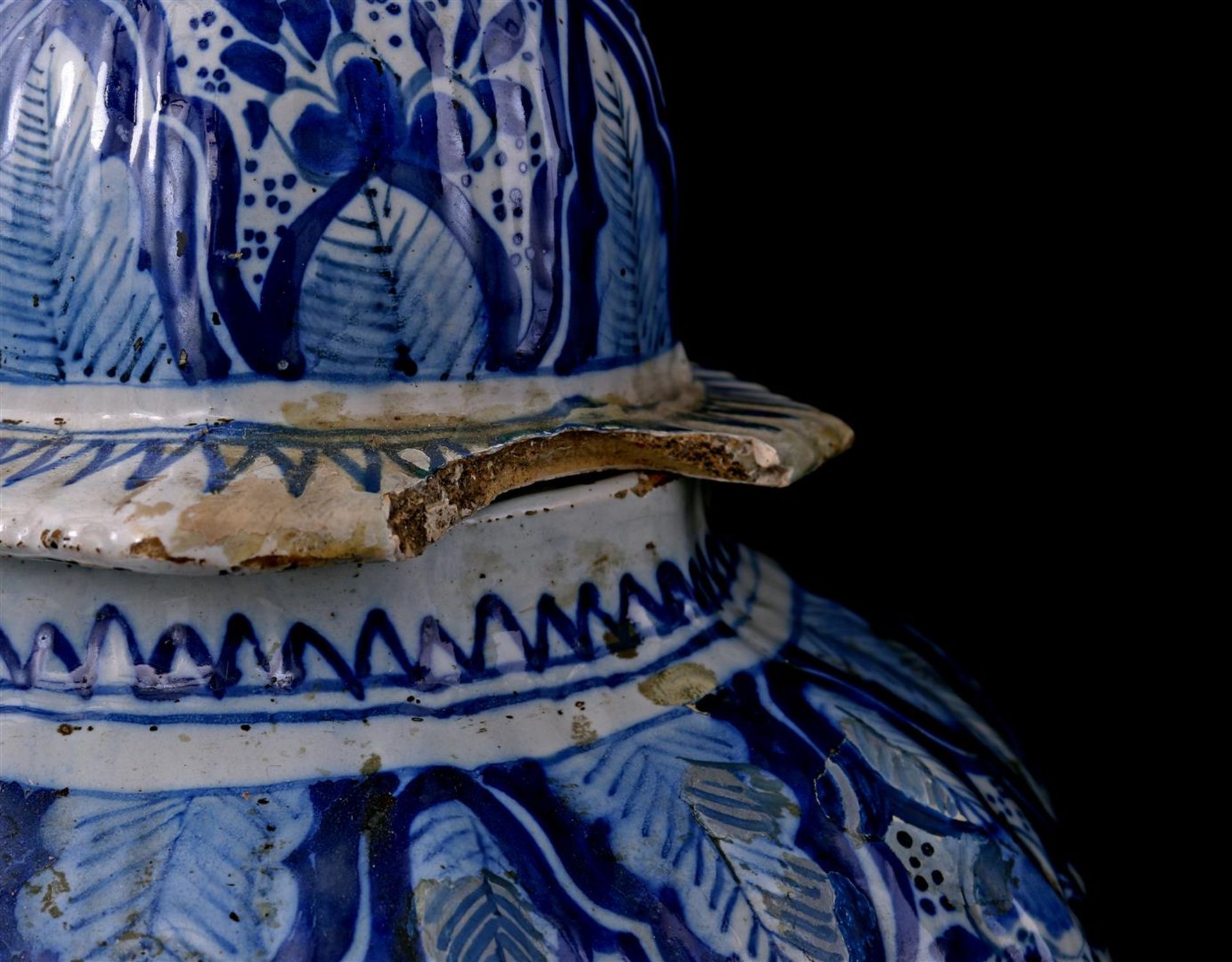 Delft blue earthenware - Image 3 of 5