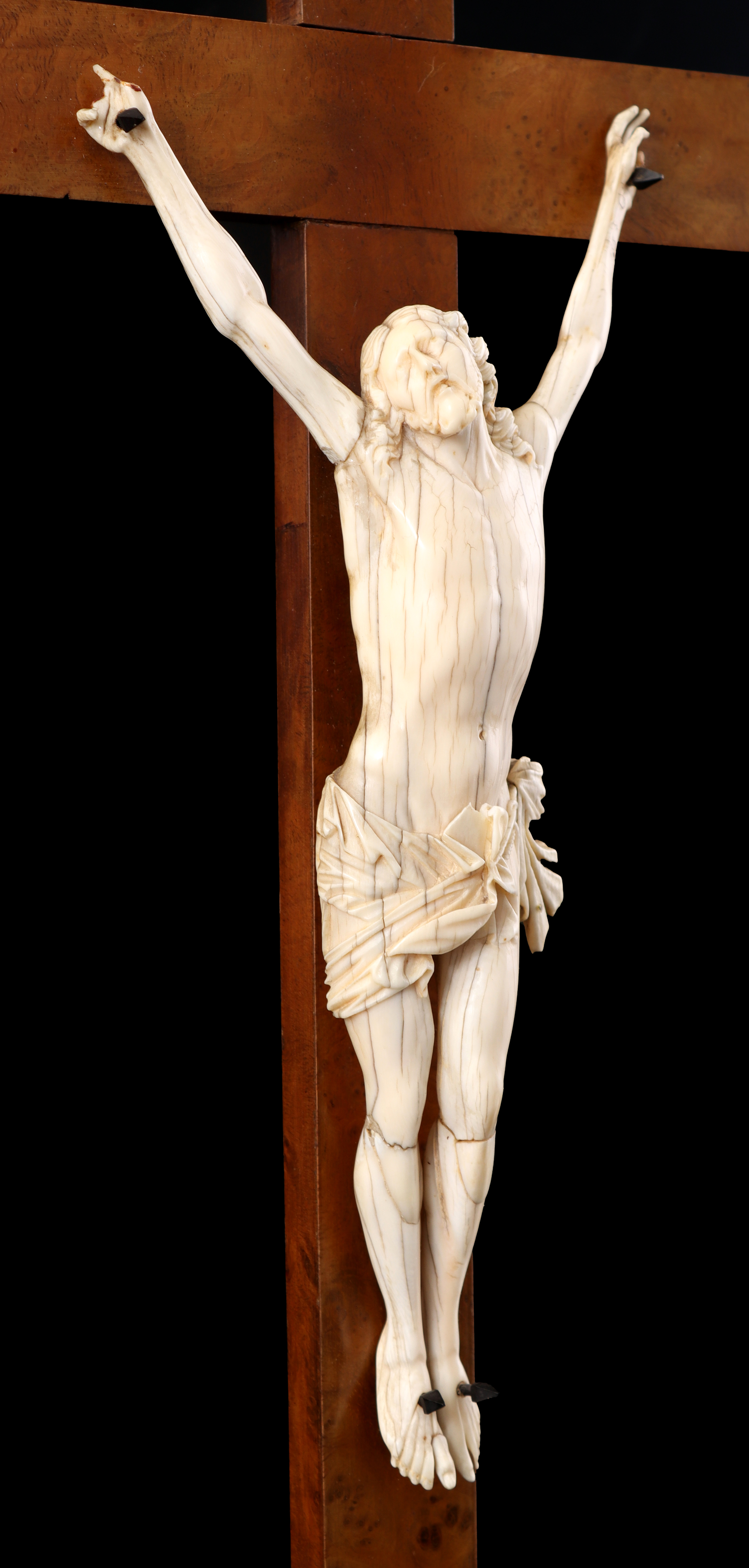 Ivory corpus Christi on wooden crucifix - Bild 6 aus 7